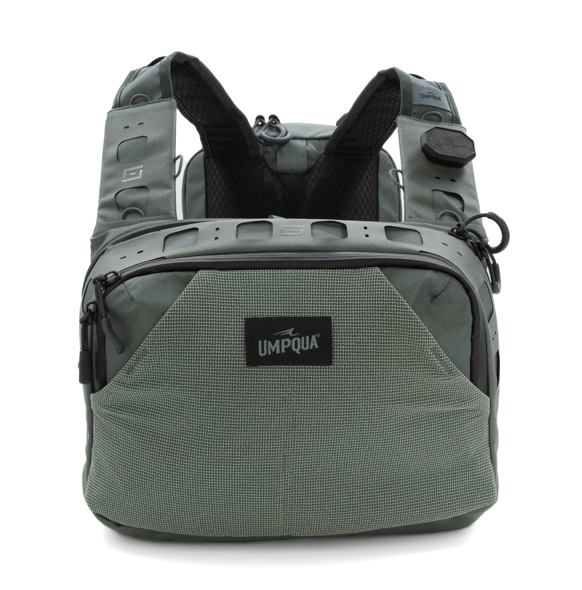 Umpqua SWIFTLINK Overlook chest pack front view high capacity fly fishing chest pack with modular LINK system