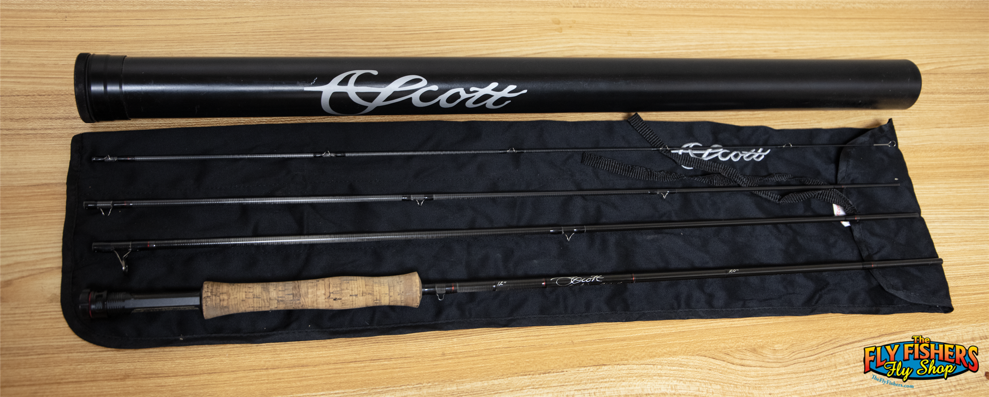 Full view of Used Scott Centric C904/4 4wt 9'0" 4 Piece Fly Fishing Rod